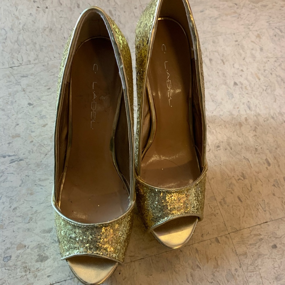 C.Ladel gold heels sz8